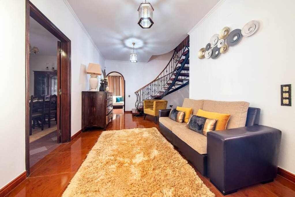 Lombo Cesteiro Guesthouse Tabua  外观 照片