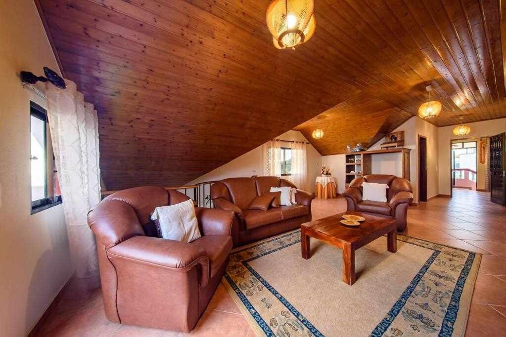 Lombo Cesteiro Guesthouse Tabua  外观 照片