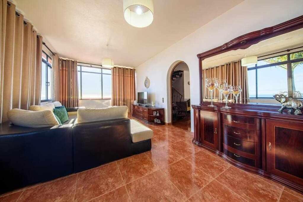 Lombo Cesteiro Guesthouse Tabua  外观 照片